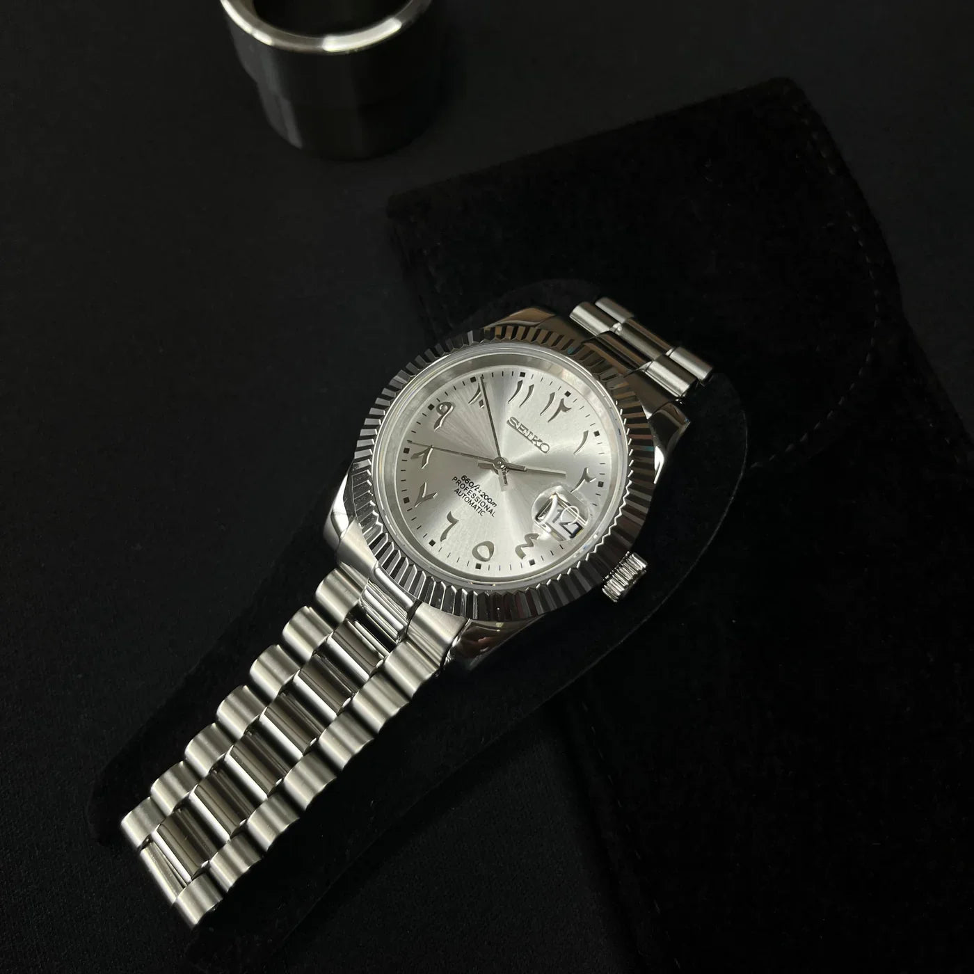 SEIKO MOD DATEJUST | ARABIC GRIS ARGENTÉ